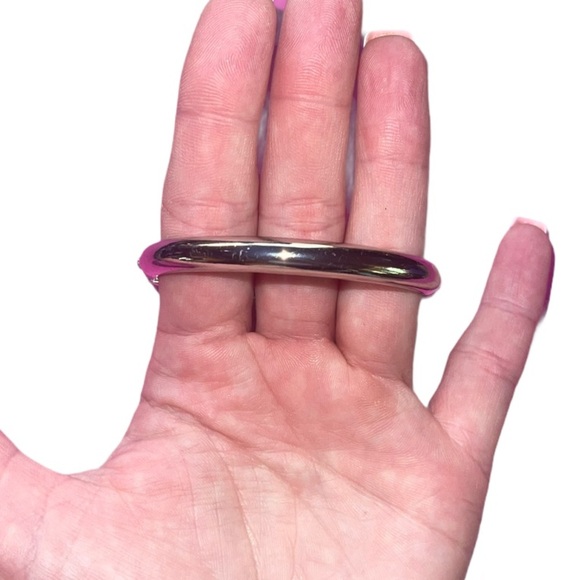 EXPRESS Silver Crystal Pave Bracelet with Magnetic Clasp - Picture 7 of 10